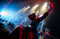 /album/cocotte-minute-13-12-2025-praha-velka-lucerna-foto-by-tom-black/4v3a0448-jpg/