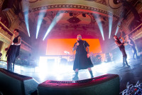 /album/cocotte-minute-13-12-2025-praha-velka-lucerna-foto-by-tom-black/4v3a0578-jpg/