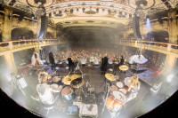 /album/cocotte-minute-13-12-2025-praha-velka-lucerna-foto-by-tom-black/4v3a0869-jpg/