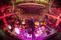 /album/cocotte-minute-13-12-2025-praha-velka-lucerna-foto-by-tom-black/4v3a1493-jpg/