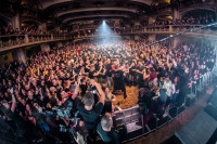 /album/cocotte-minute-13-12-2025-praha-velka-lucerna-foto-by-tom-black/4v3a1560-jpg/