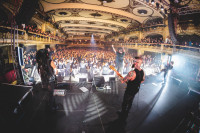 /album/cocotte-minute-13-12-2025-praha-velka-lucerna-foto-by-tom-black/4v3a1599-jpg/