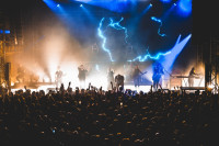 /album/cocotte-minute-13-12-2025-praha-velka-lucerna-foto-by-tom-black/4v3a1749-jpg/